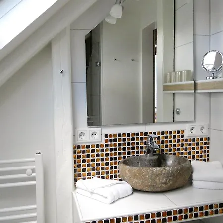 Daire Derya, Friedrichstrasse *