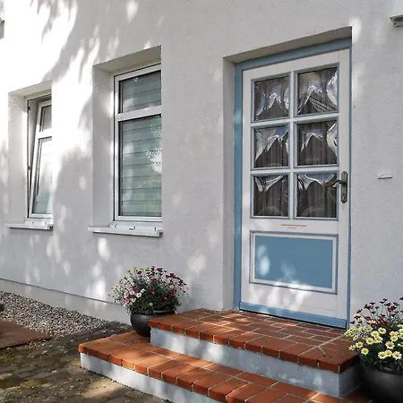 Derya, Friedrichstrasse